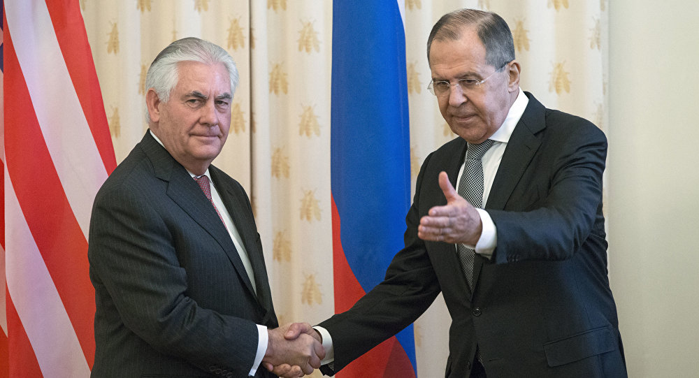 Lavrov, Tillerson Discuss Syria, N Korea in Phone Talk