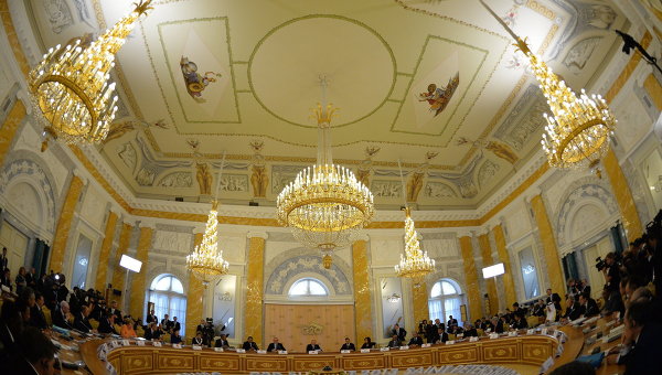 Syria Crisis Dominates Day 1 of Russia’s Global Economy...