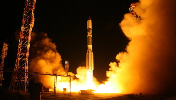 Russian Proton-M Lifts Off With US Telecoms Satellite