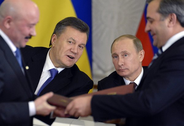 Russia Offers Cash Infusion for Ukraine