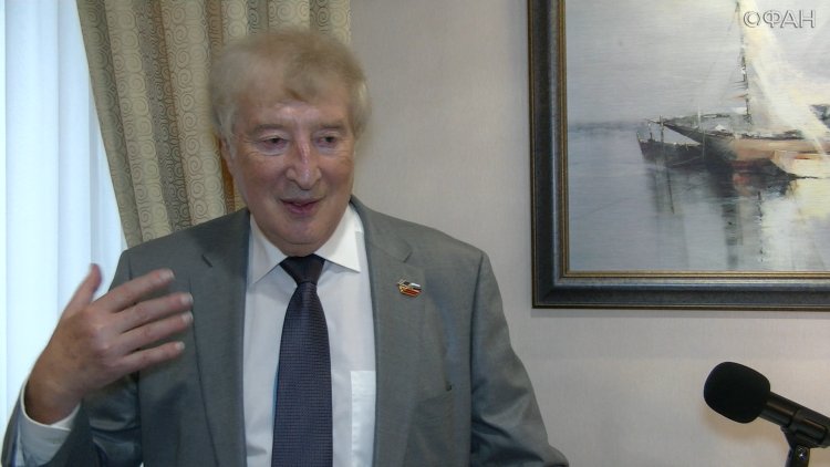 Президент Американского университета в Москве Эдуард Лозанский