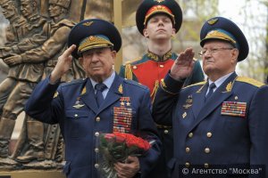 Дух Эльбы в центре Москвы/Elbe spirit in the center of...