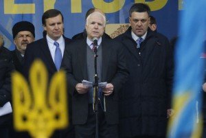 Oleh Tyahnybok (R) with U.S. Senator John McCain in Kyiv Dec 2013