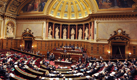 French Senate supports resolution to lift EU sanctions...