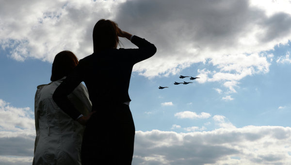Over 18,000 People Visit MAKS-2013 Airshow Near Moscow