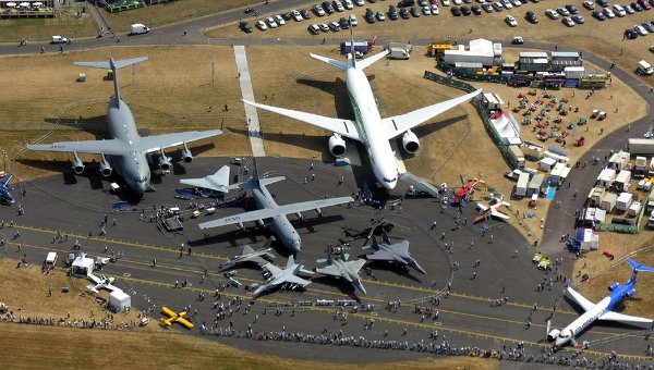 Russia to Bring Top Military Jets, Helicopters to...