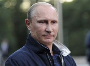 Analysis: Putin sees chance to turn tables on Obama at G20