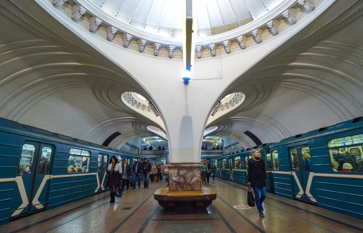 Moscow metro - Russia’s historical and cultural symbol -...